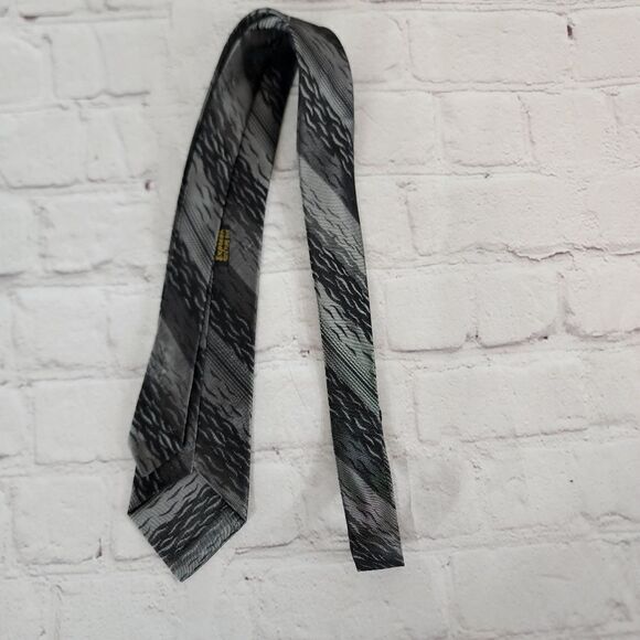 Express Tie - Picture 2 of 4
